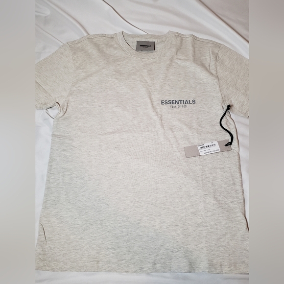 Essentials Men's Light Gray Short Sleeve Tee - Picture 1 of 4